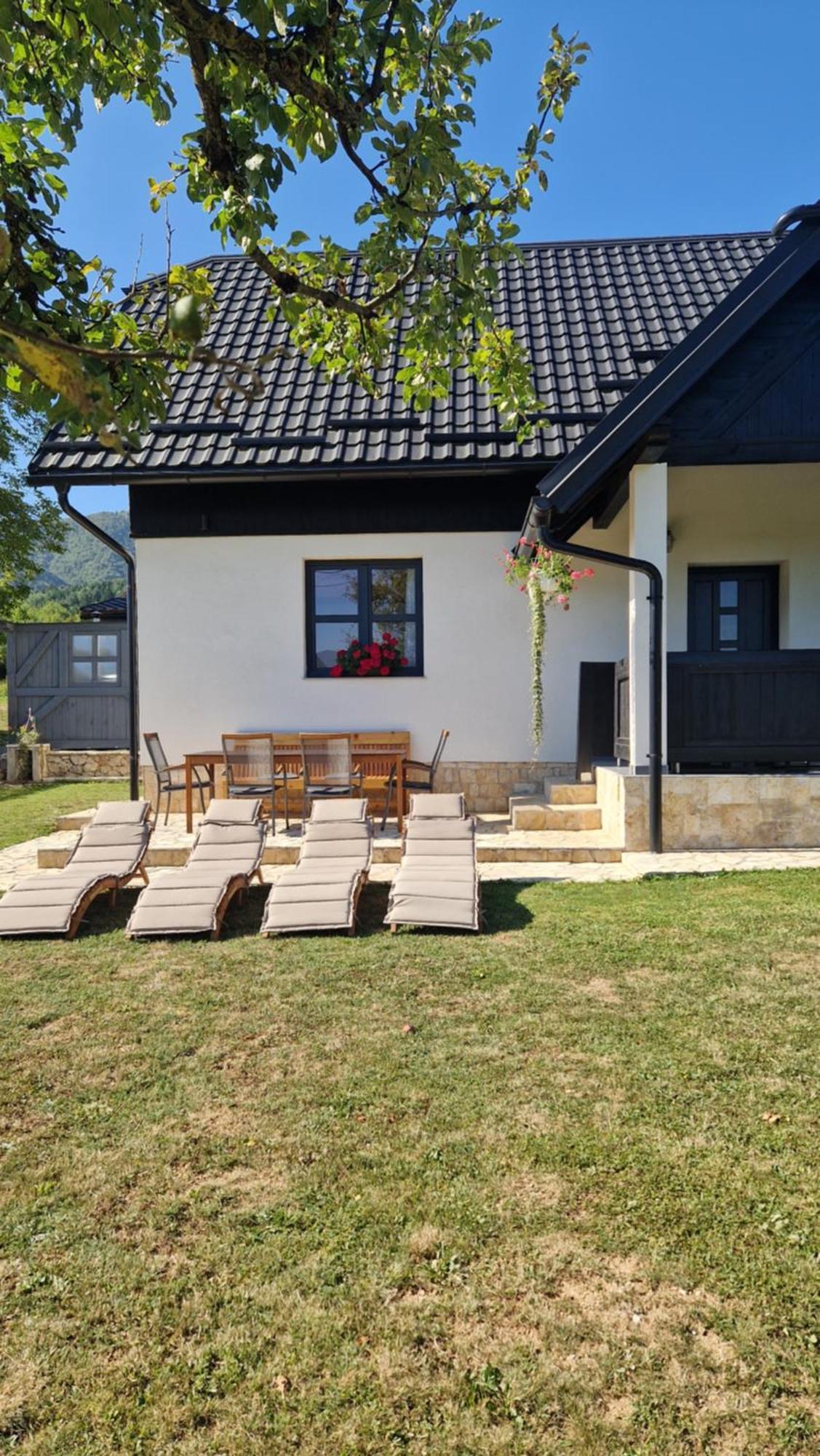 Plitvice Apis Vila Korenica Exterior foto